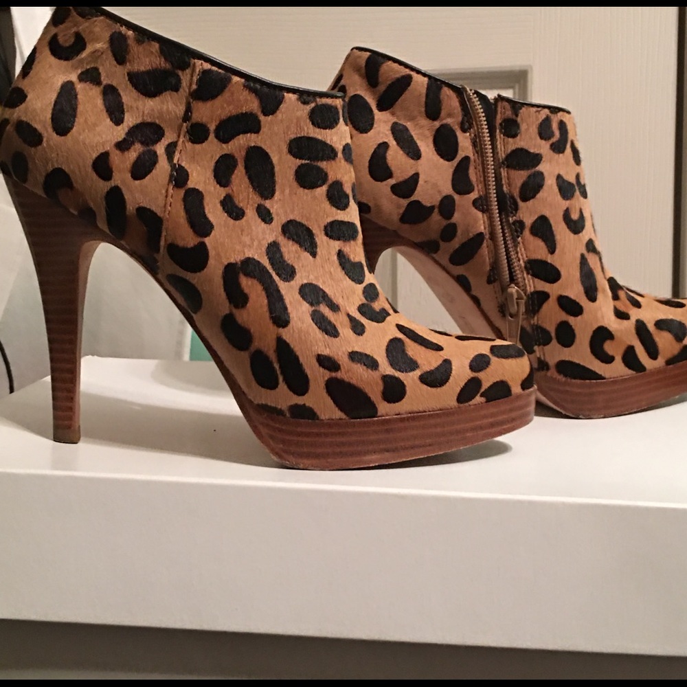 Steven By Steve Madden Size 6 Cheetah Print Pony … - image 1